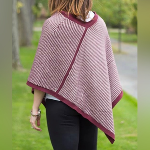 Women’s Lululemon Bordeaux‎ Drama On The Go Scarf, EUC poncho